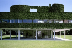 Eco-friendly Villa Savoya, Poissy – Le Corbusier, 1929